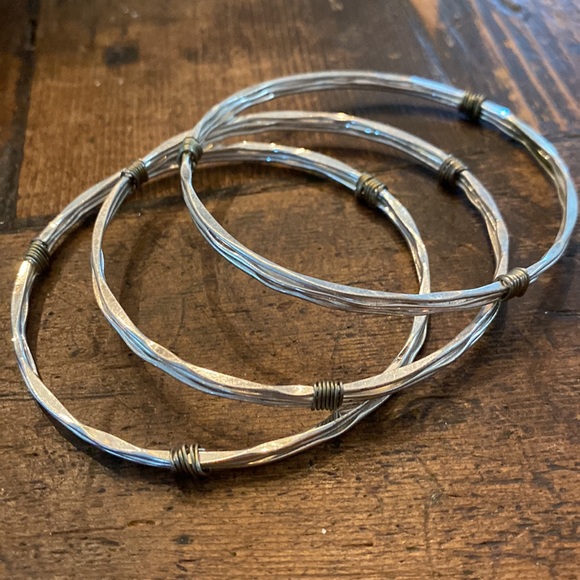 Bangle bracelet set of three - Picture 4 of 5